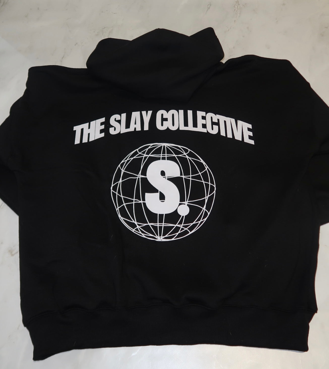 The Oversized Hoodie - Black